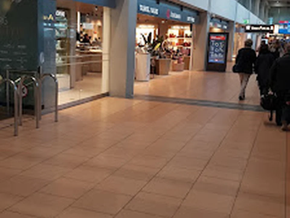 Duty Free Shop