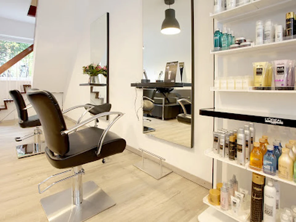 Elbhaar Friseur