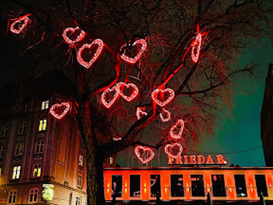 Frieda B.