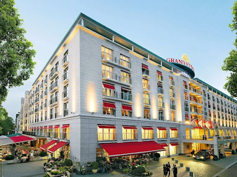 Grand Elysée Hotel