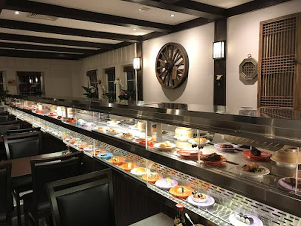Foto de Jade Running-Sushi Restaurant