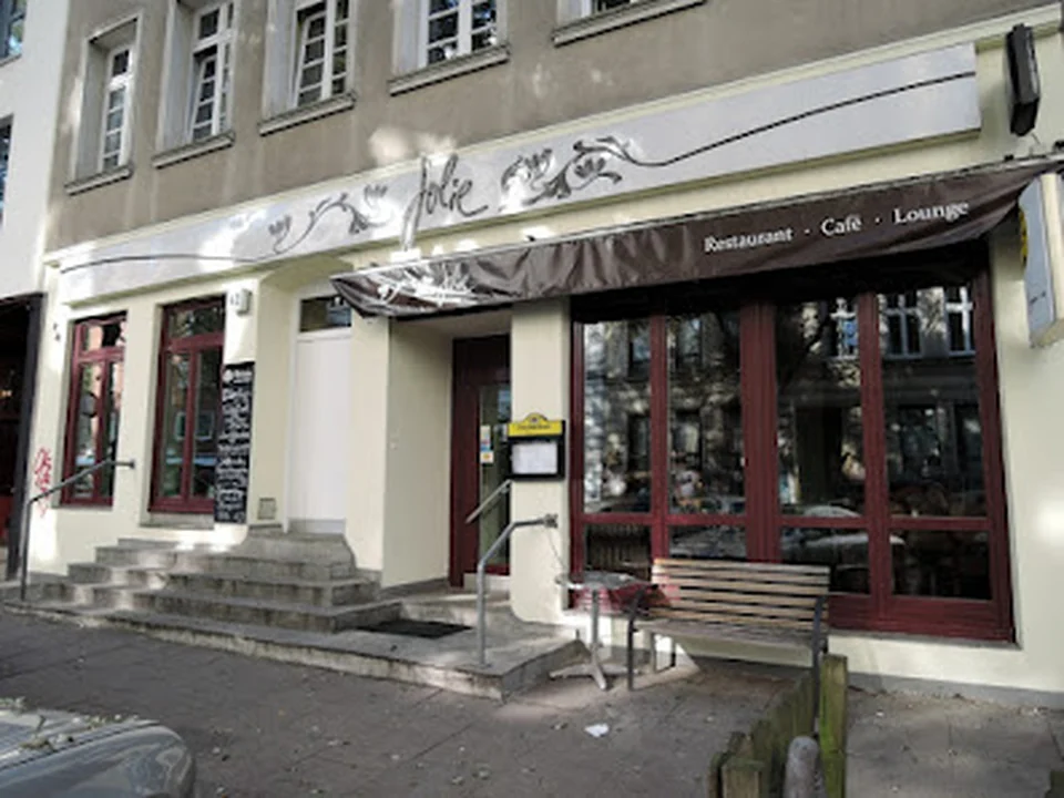 Jolie Restaurant + Cocktail & Wein