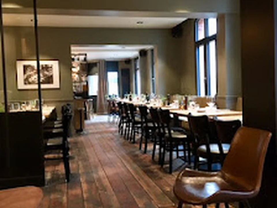 Neumann's Bistro & Weinbar