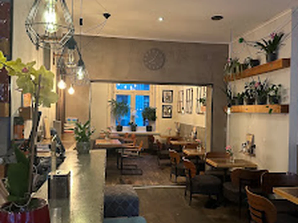 Rooster Café