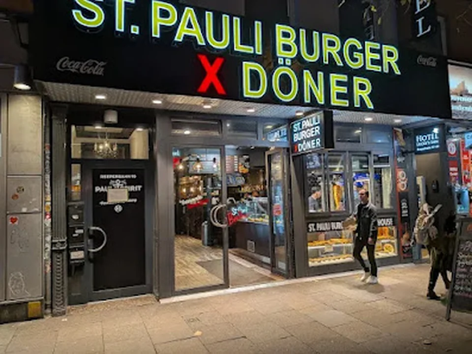 ST.PAULI BURGER X DÖNER