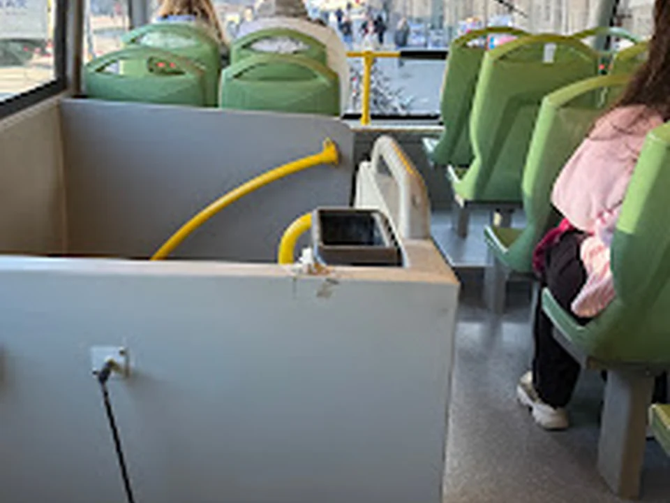 Stadtrundfahrt Hop on Hop off gelb