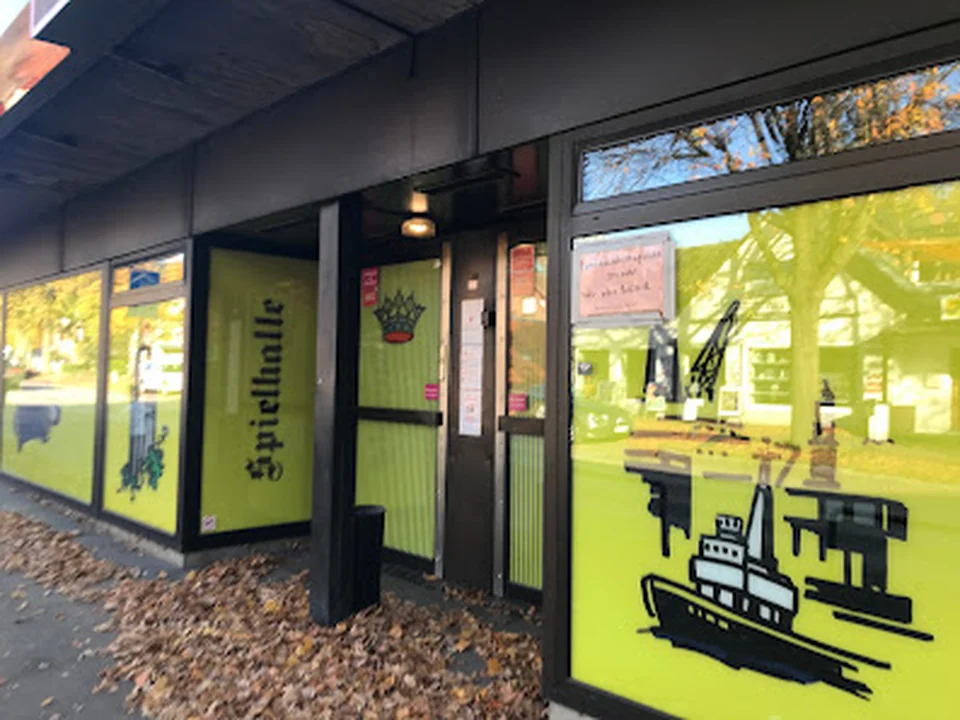 Spiel Halle, Hamburg