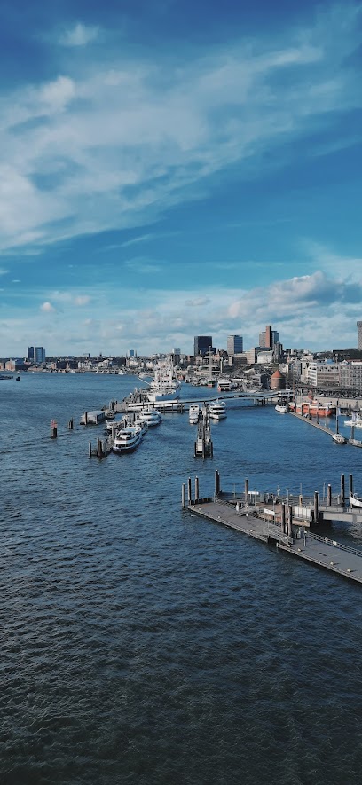 Elbphilharmonie Plaza