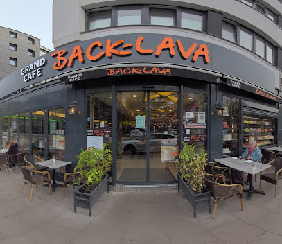 Grand Cafe Back-Lava GmbH